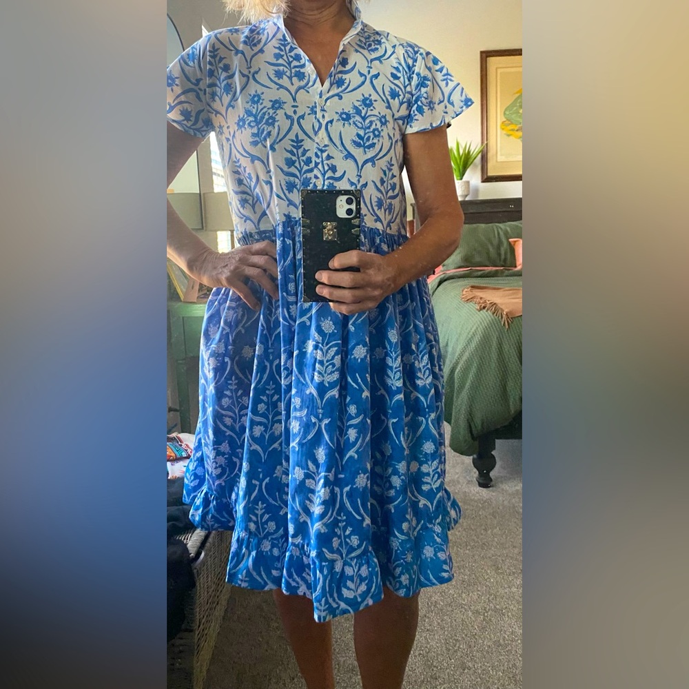 Blue Floral Women's Dress Jayshree Dalal Size M 💙🤍